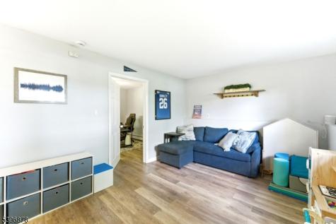 15 Glenn Terrace Fredon NJ 07860