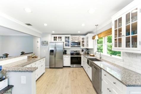 15 Glenn Terrace Fredon NJ 07860