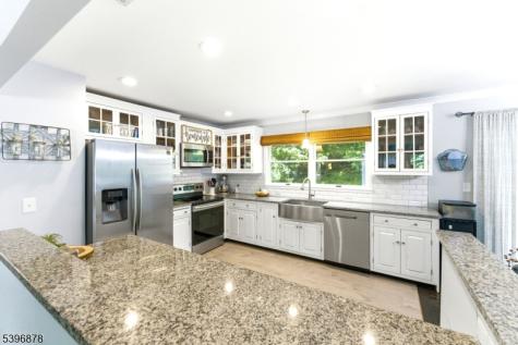 15 Glenn Terrace Fredon NJ 07860