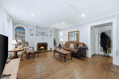 449 Union Avenue Elizabeth NJ 07208