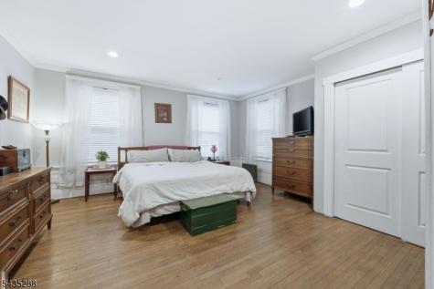 449 Union Avenue Elizabeth NJ 07208