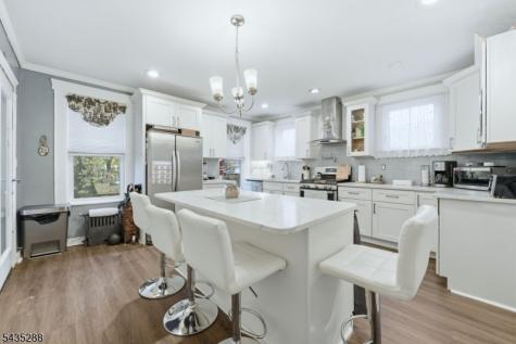 449 Union Avenue Elizabeth NJ 07208
