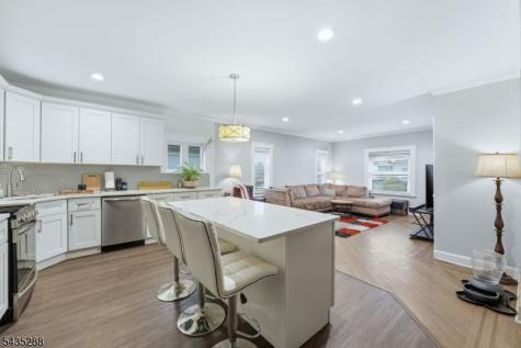 449 Union Avenue Elizabeth NJ 07208