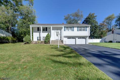 5 Dari Court Lincoln Park NJ 07035