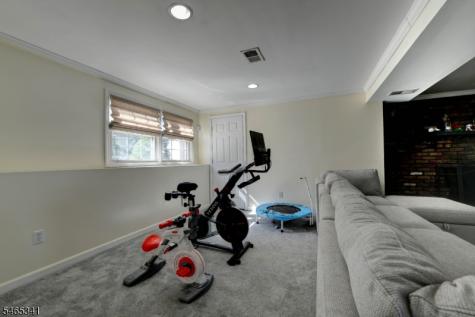 5 Dari Court Lincoln Park NJ 07035