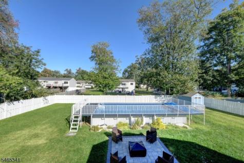 5 Dari Court Lincoln Park NJ 07035