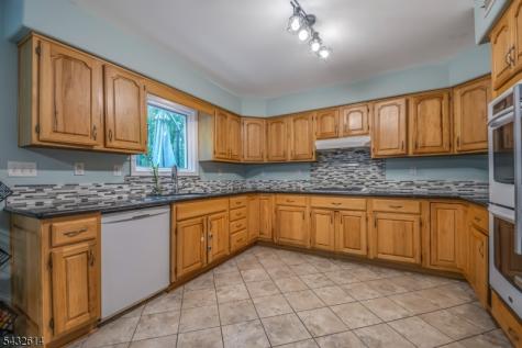 15 Gary Court Mount Olive NJ 07836