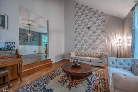 15 Gary Court Mount Olive NJ 07836