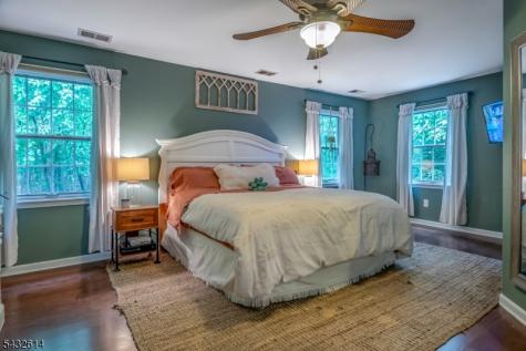 15 Gary Court Mount Olive NJ 07836