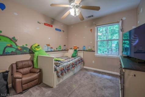 15 Gary Court Mount Olive NJ 07836
