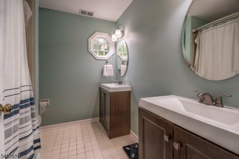 15 Gary Court Mount Olive NJ 07836