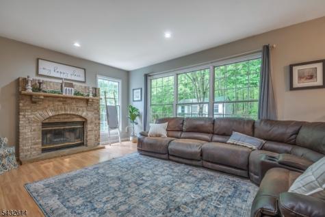 15 Gary Court Mount Olive NJ 07836
