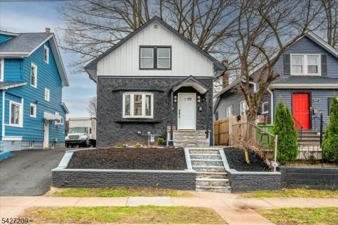 418 E 5th Avenue Roselle NJ 07203
