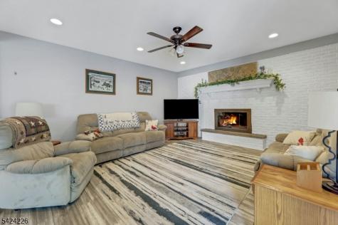 16 Maple Hill Road Clifton NJ 07013