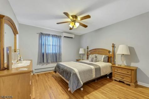 16 Maple Hill Road Clifton NJ 07013