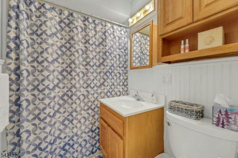 16 Maple Hill Road Clifton NJ 07013