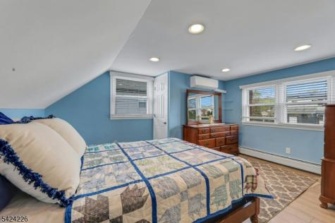 16 Maple Hill Road Clifton NJ 07013