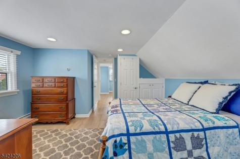 16 Maple Hill Road Clifton NJ 07013