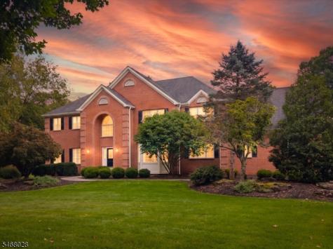 11 Huntington Drive Clinton NJ 08801