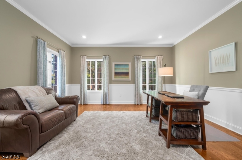 11 Huntington Drive Clinton NJ 08801