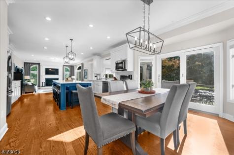11 Huntington Drive Clinton NJ 08801