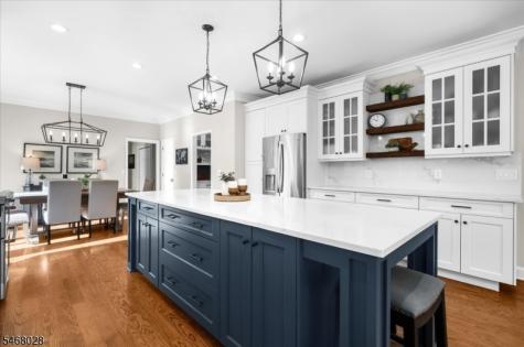 11 Huntington Drive Clinton NJ 08801