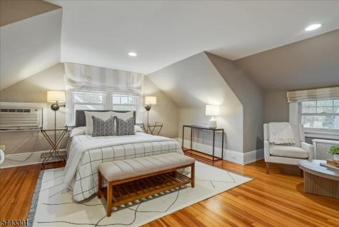 11 Windsor Place Montclair NJ 07043
