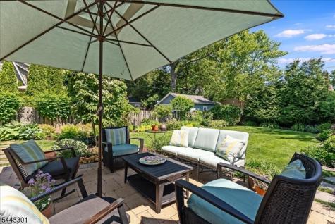 11 Windsor Place Montclair NJ 07043