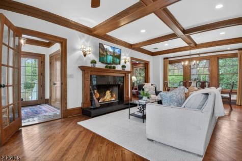 156 Pollard Road Mountain Lakes NJ 07046