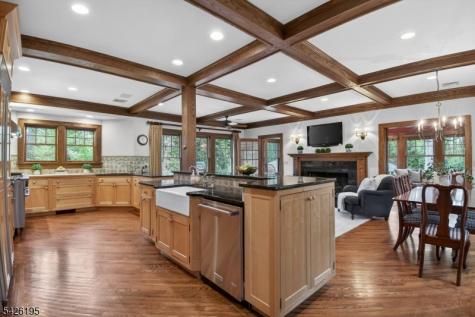 156 Pollard Road Mountain Lakes NJ 07046