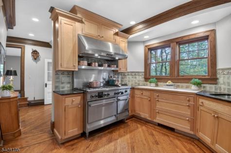 156 Pollard Road Mountain Lakes NJ 07046