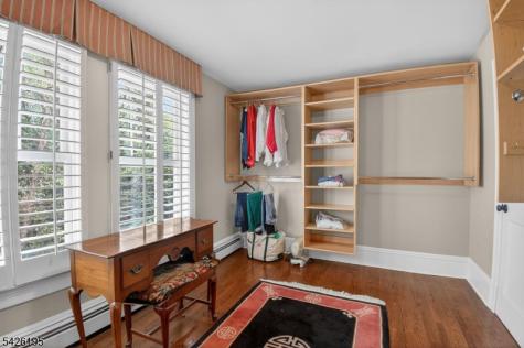 156 Pollard Road Mountain Lakes NJ 07046