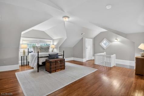 156 Pollard Road Mountain Lakes NJ 07046
