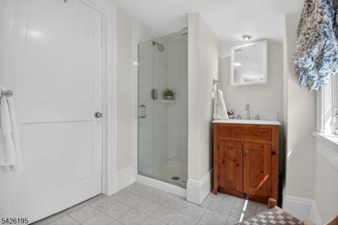 156 Pollard Road Mountain Lakes NJ 07046