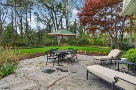 156 Pollard Road Mountain Lakes NJ 07046