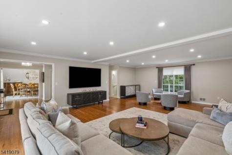 2 Barnstable Court Morris NJ 07960