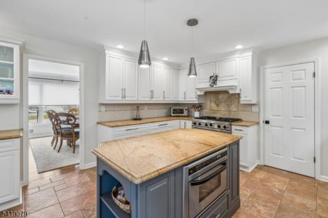2 Barnstable Court Morris NJ 07960