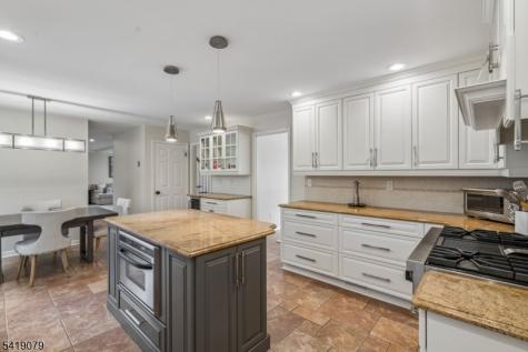 2 Barnstable Court Morris NJ 07960