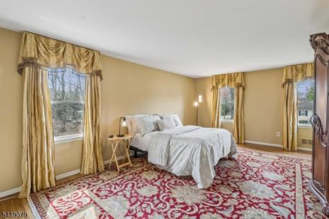 2 Barnstable Court Morris NJ 07960