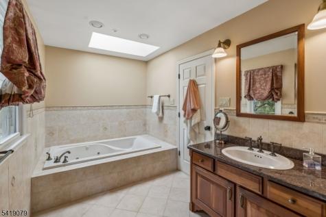 2 Barnstable Court Morris NJ 07960
