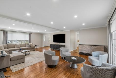 2 Barnstable Court Morris NJ 07960
