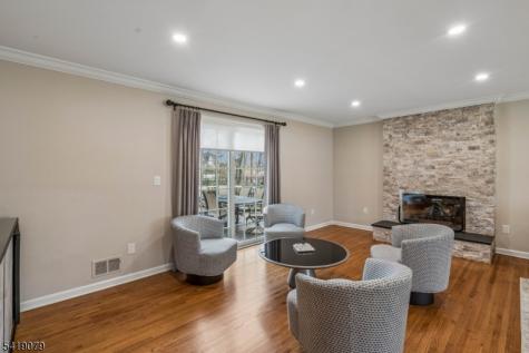 2 Barnstable Court Morris NJ 07960