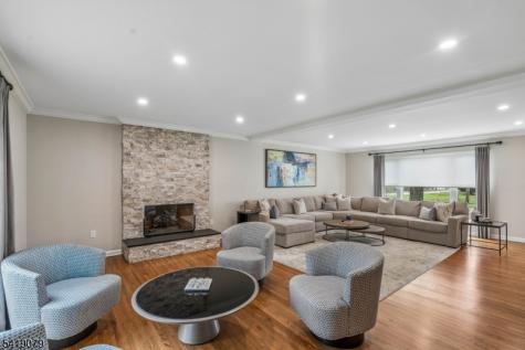 2 Barnstable Court Morris NJ 07960