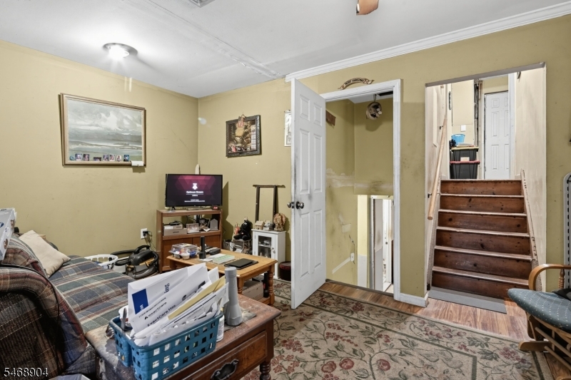 32 Northwestern Trail Hopatcong NJ 07843