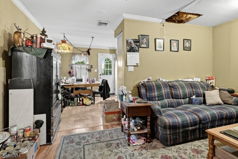 32 Northwestern Trail Hopatcong NJ 07843