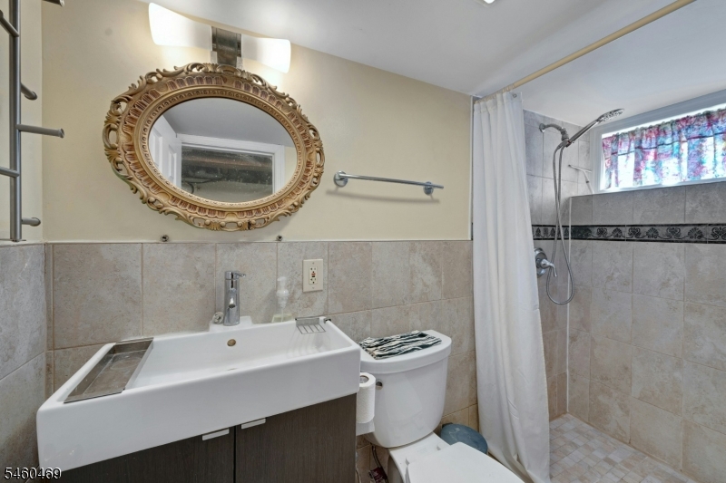 85 Spring Valley Avenue Hackensack NJ 07601