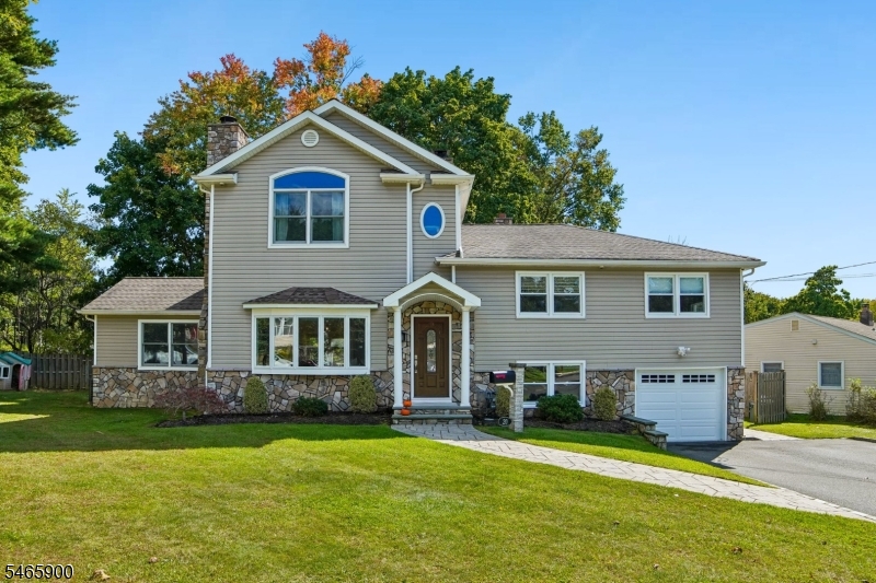 20 Emerson Drive Livingston NJ 07039