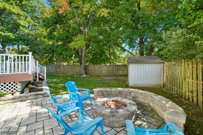 20 Emerson Drive Livingston NJ 07039