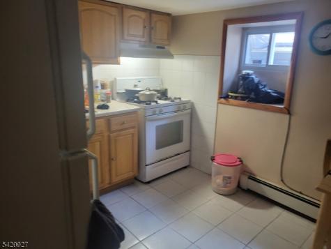 377 5TH Avenue Paterson NJ 07514