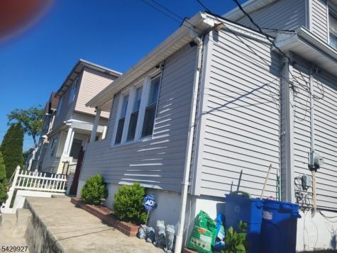 377 5TH Avenue Paterson NJ 07514